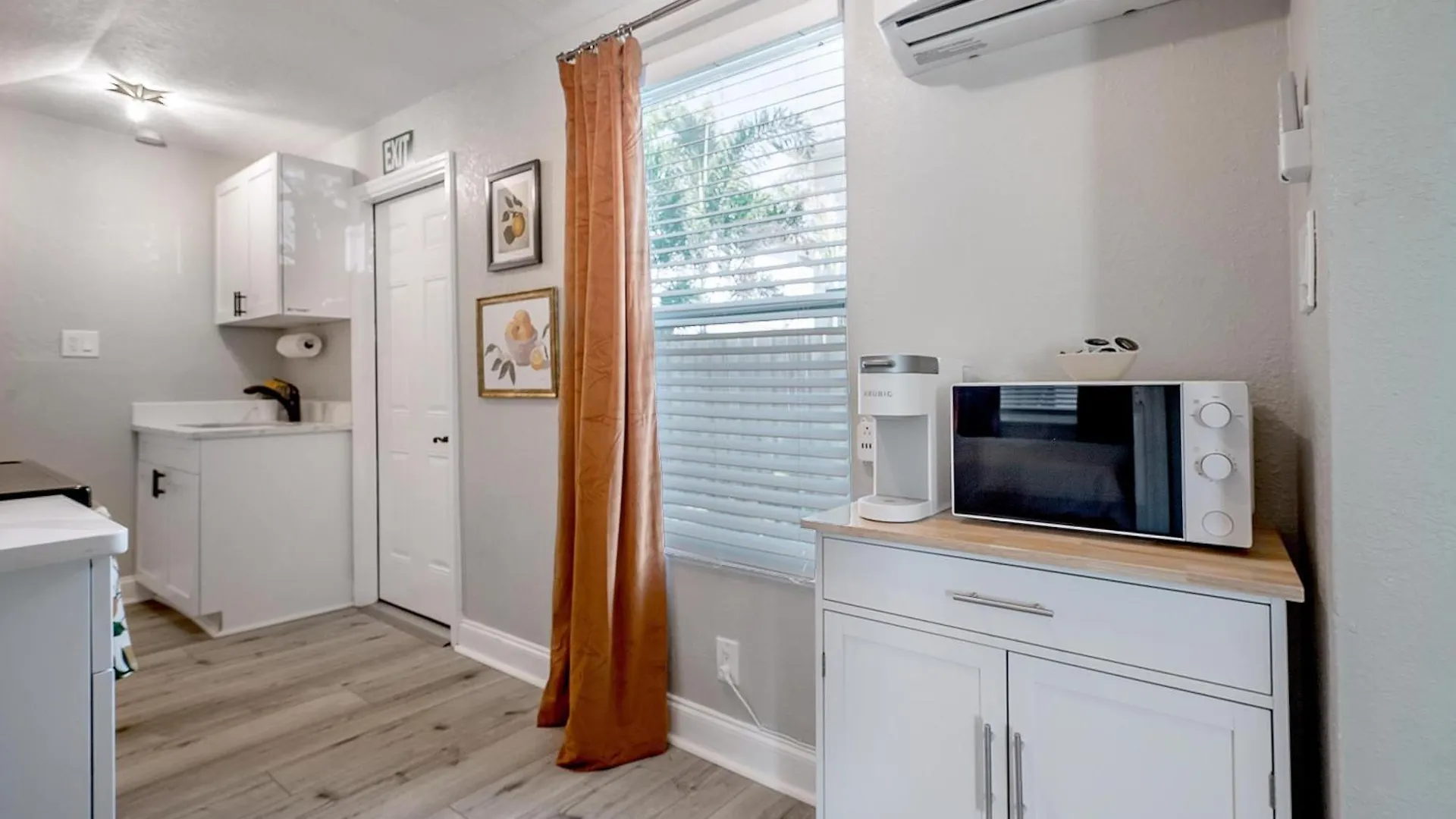Charming Updated Condo In Heart Of Tampa